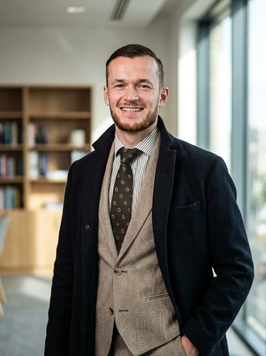 Oliver Marsh, Founder of Luxark Limited